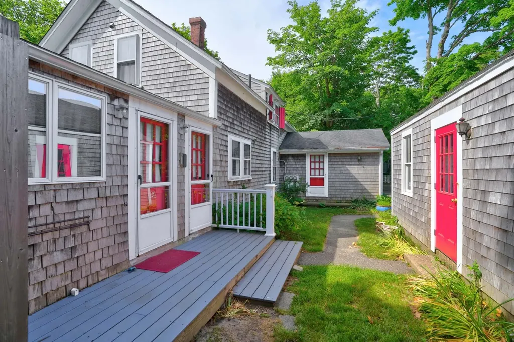 49 High Street Edgartown MA 02539