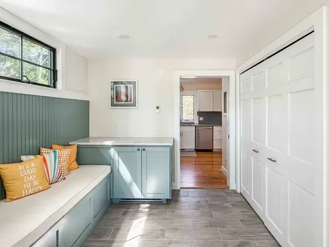 28 Deacon Vincent Way Edgartown MA 02539