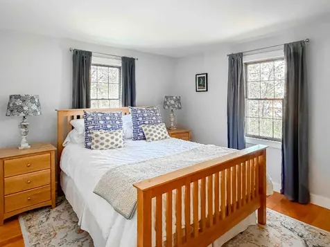 28 Deacon Vincent Way Edgartown MA 02539