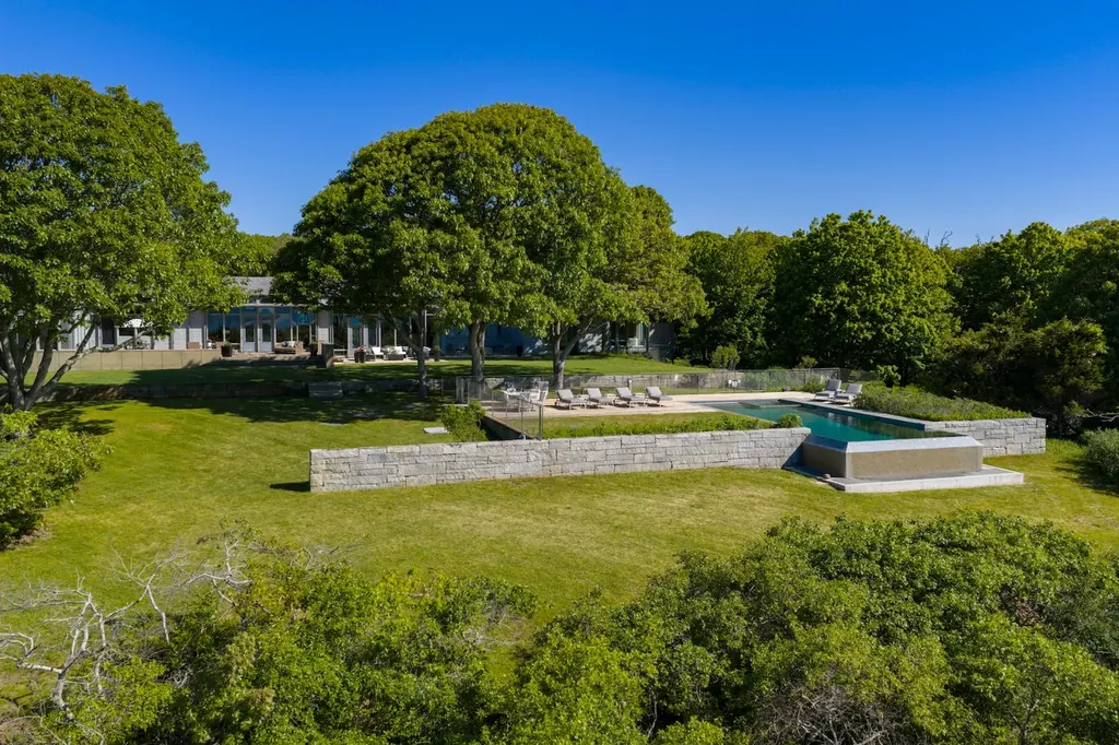 8 Snail Road Chilmark MA 02535