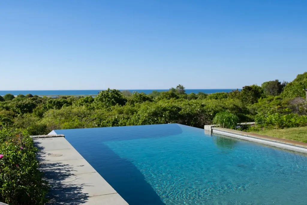 8 Snail Road Chilmark MA 02535