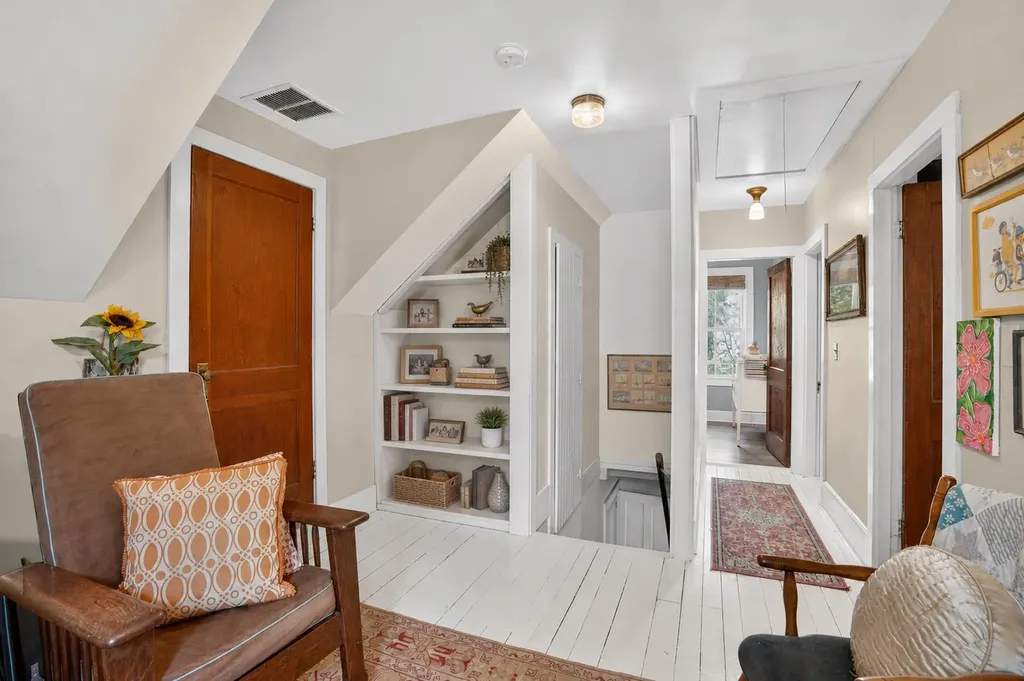 41 & 0 Cook Road Vineyard Haven MA 02568