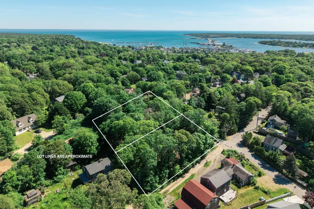 41 & 0 Cook Road Vineyard Haven MA 02568