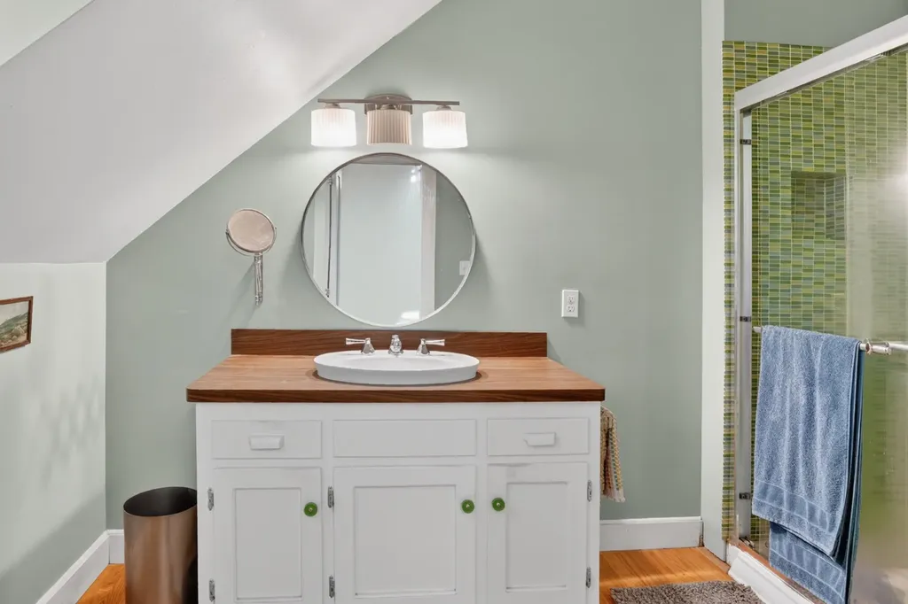41 & 0 Cook Road Vineyard Haven MA 02568
