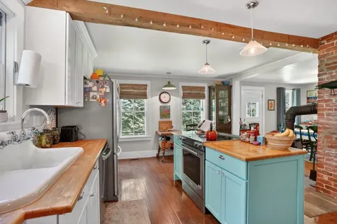 41 & 0 Cook Road Vineyard Haven MA 02568
