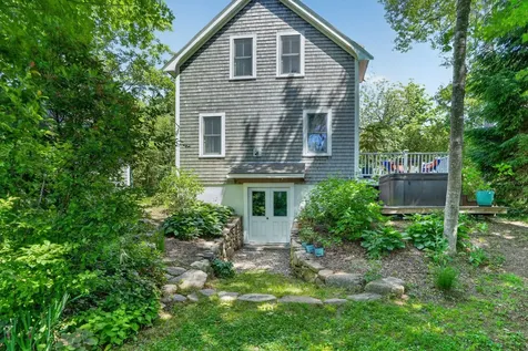 41 & 0 Cook Road Vineyard Haven MA 02568