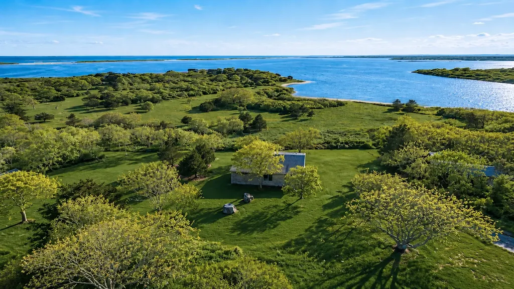 57 Butlers Cove Edgartown MA 02539