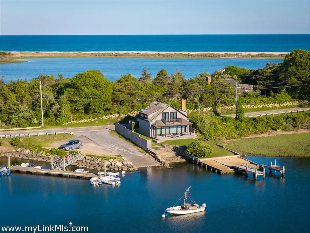 131 State Road Chilmark MA 02535