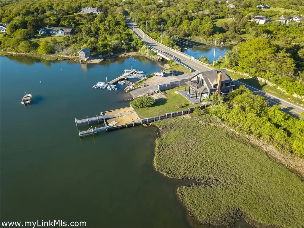 131 State Road Chilmark MA 02535