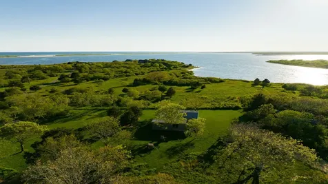 15 Forever Wild Way Edgartown MA 02539