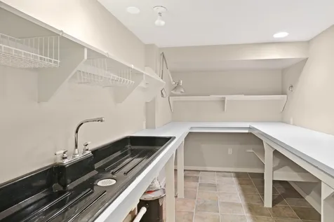 300 North Road/18 Belhaven Way Chilmark MA 02535
