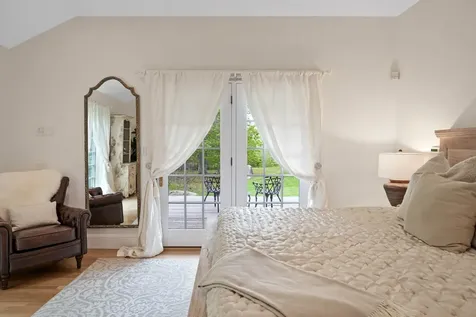 300 North Road/18 Belhaven Way Chilmark MA 02535