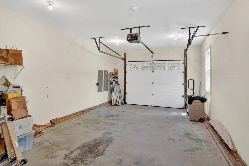 49 Gosnolds Way Chilmark MA 02535