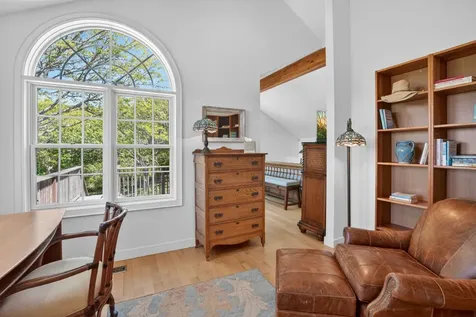 49 Gosnolds Way Chilmark MA 02535