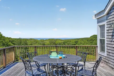 49 Gosnolds Way Chilmark MA 02535