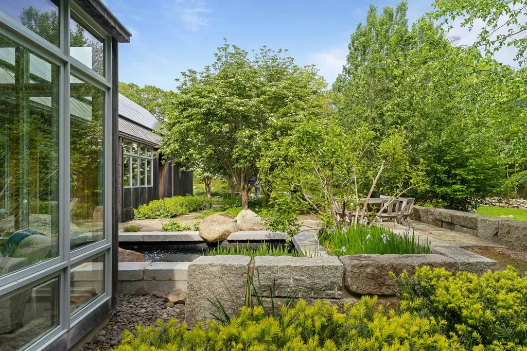 35 South Bowl Road Chilmark MA 02535