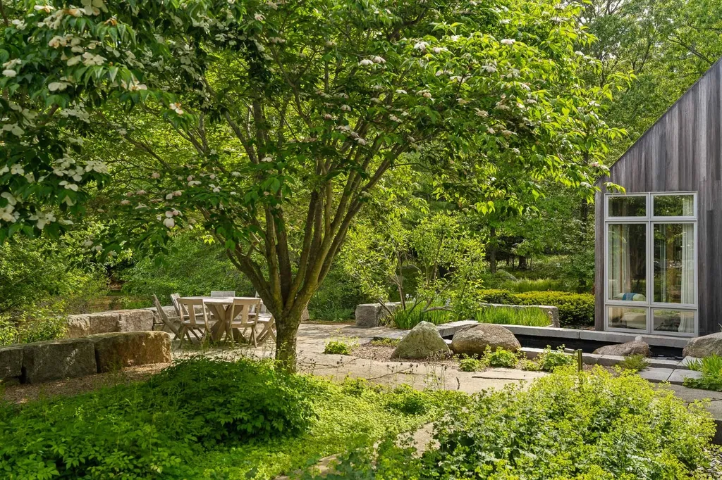 35 South Bowl Road Chilmark MA 02535