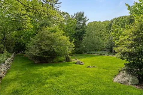 35 South Bowl Road Chilmark MA 02535
