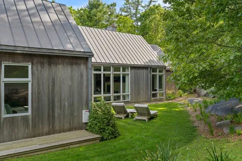 35 South Bowl Road Chilmark MA 02535