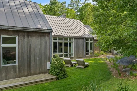 35 South Bowl Road Chilmark MA 02535