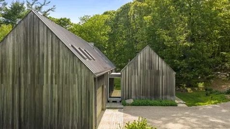 35 South Bowl Road Chilmark MA 02535