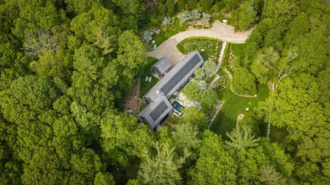 35 South Bowl Road Chilmark MA 02535