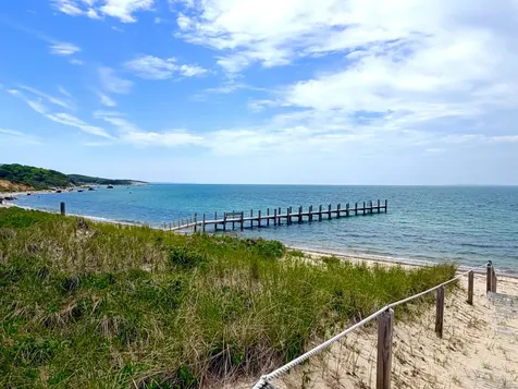35 South Bowl Road Chilmark MA 02535