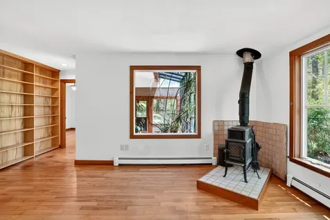 4 Rock Pond Road West Tisbury MA 02575