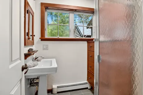 4 Rock Pond Road West Tisbury MA 02575