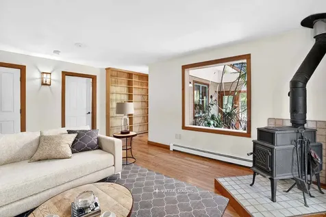 4 Rock Pond Road West Tisbury MA 02575
