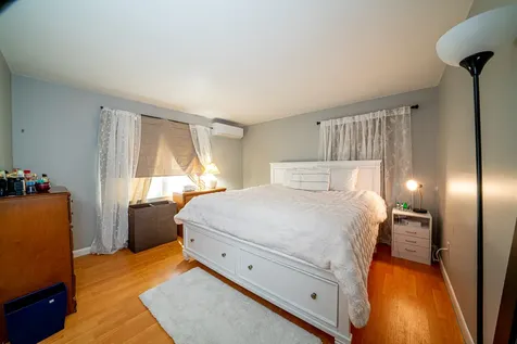 4 Fifth Street North Edgartown MA 02539