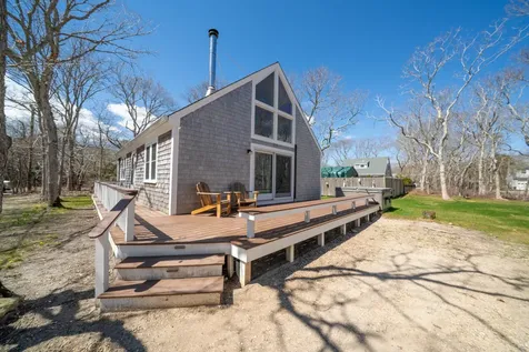 4 Fifth Street North Edgartown MA 02539