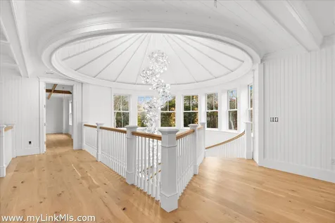 14 Trapps Pond Road Edgartown MA 02539