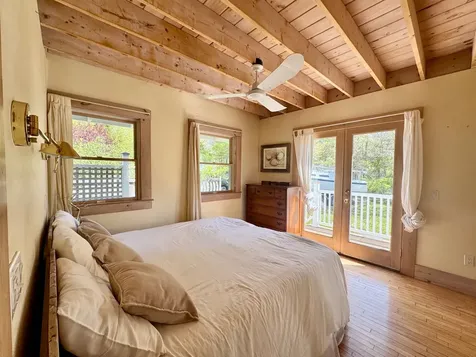 299 Daggett Ave Unit A Vineyard Haven MA 02568