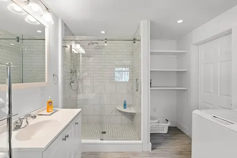 13 Young Street Edgartown MA 02539