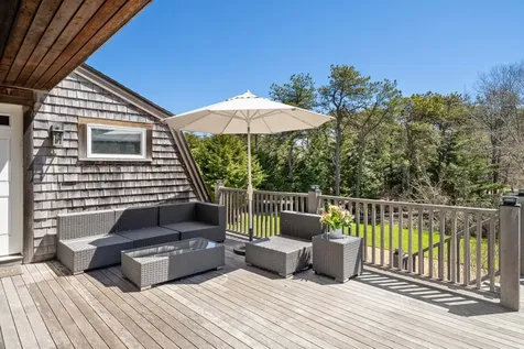 13 Young Street Edgartown MA 02539