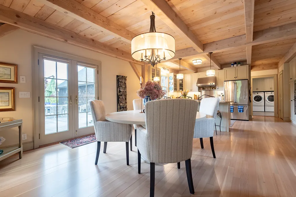 27 Knoll Drive Edgartown MA 02539
