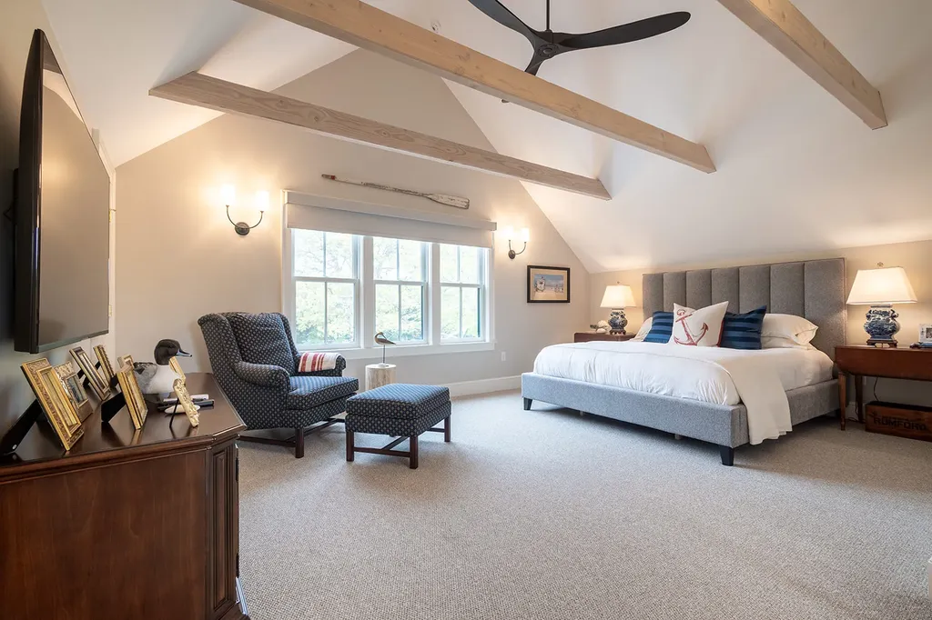 27 Knoll Drive Edgartown MA 02539