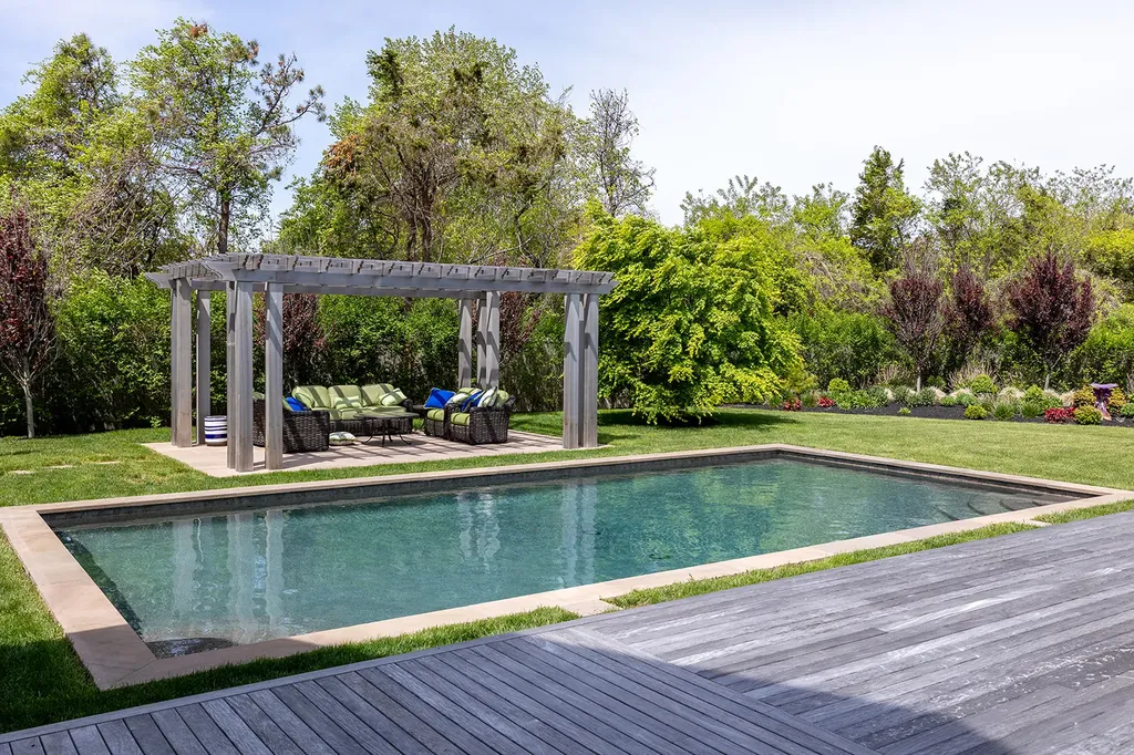 27 Knoll Drive Edgartown MA 02539