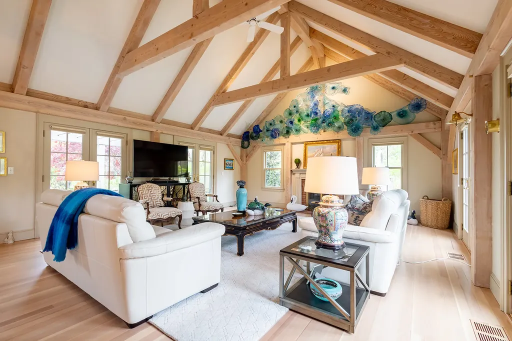 27 Knoll Drive Edgartown MA 02539
