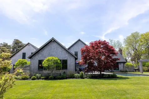 27 Knoll Drive Edgartown MA 02539