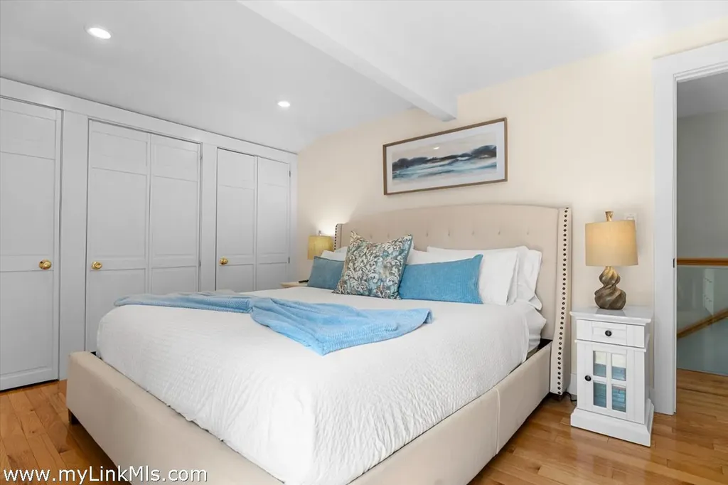 4 Hye Lane Edgartown MA 02539