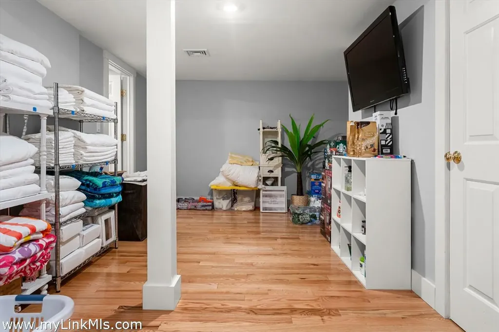 4 Hye Lane Edgartown MA 02539