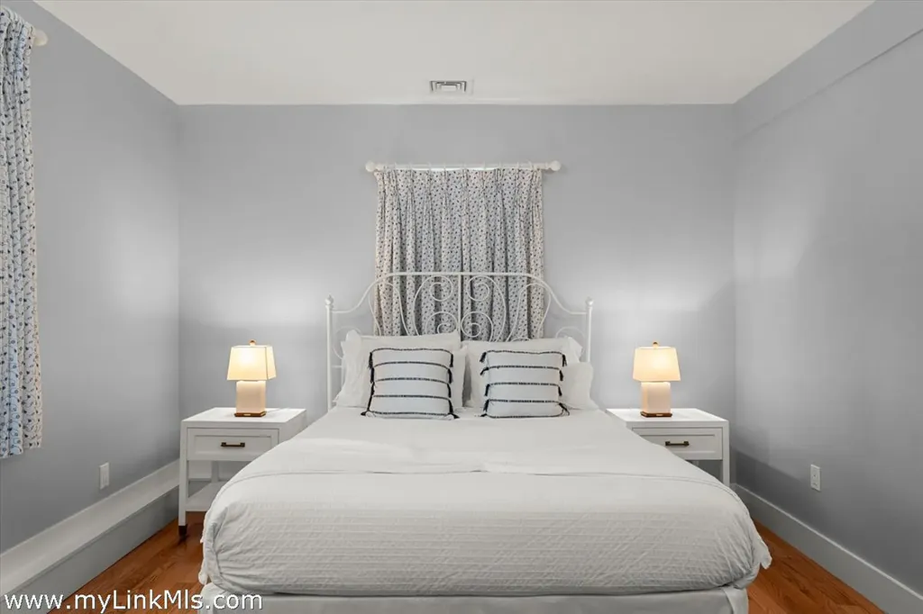 4 Hye Lane Edgartown MA 02539