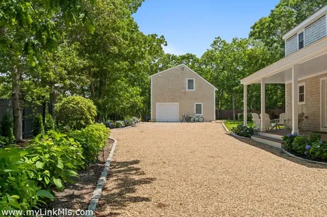 4 Hye Lane Edgartown MA 02539
