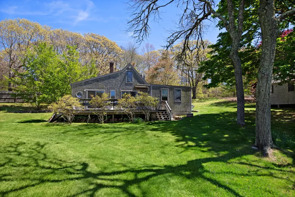 10 Abels Neck Road Chilmark MA 02535