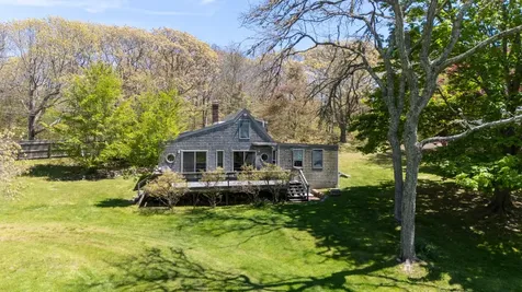 10 Abels Neck Road Chilmark MA 02535