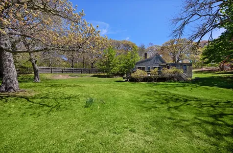 10 Abels Neck Road Chilmark MA 02535