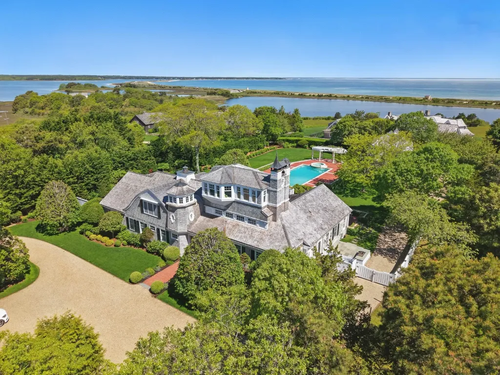 14 Cow Bay Road Edgartown MA 02539