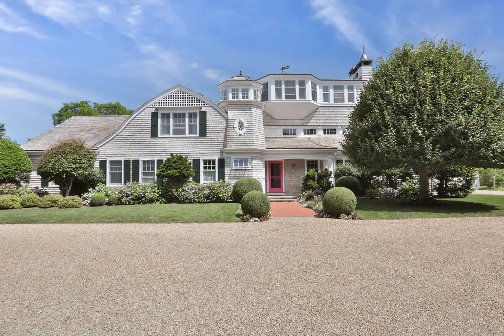 14 Cow Bay Road Edgartown MA 02539